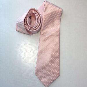 Club Room Men’s Pink White Stripe Tie